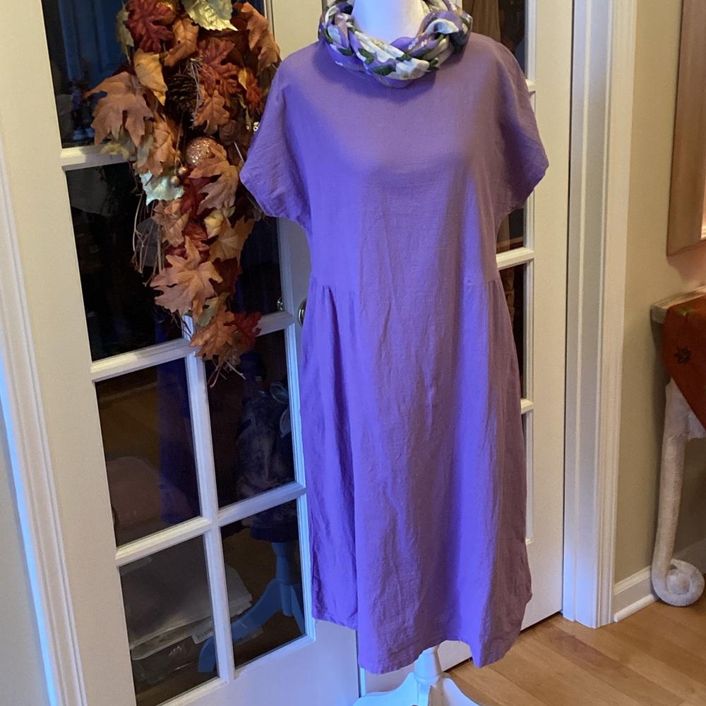 Chic Lavender Midi Dress